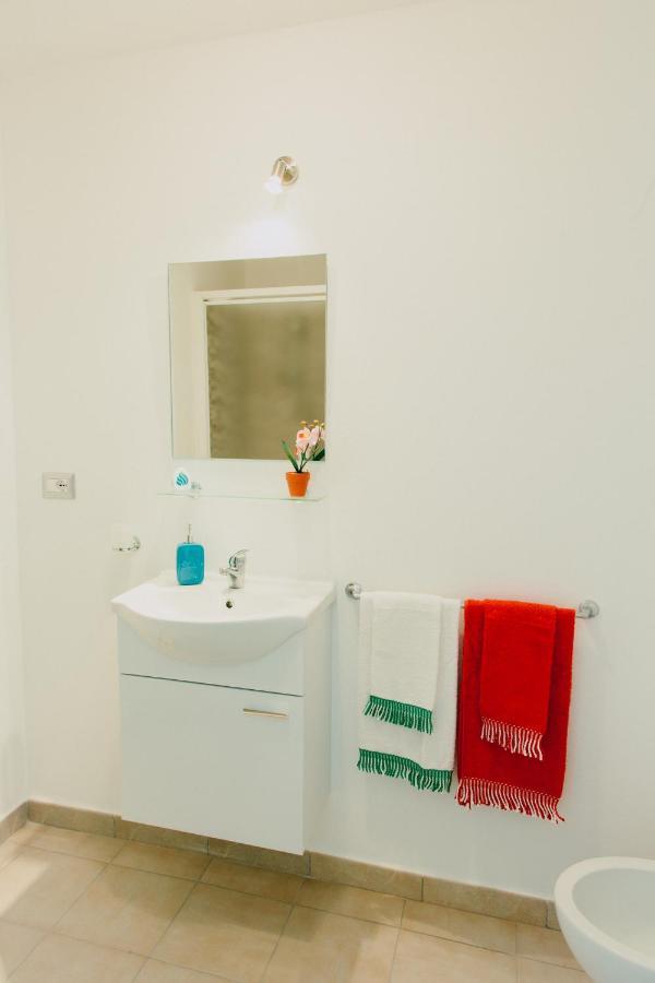 Villa Riviera ปอร์โตสกูโซ ภายนอก รูปภาพ