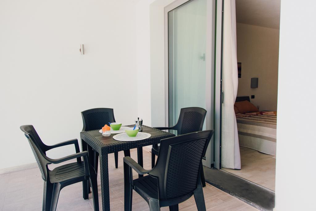 Villa Riviera ปอร์โตสกูโซ ภายนอก รูปภาพ